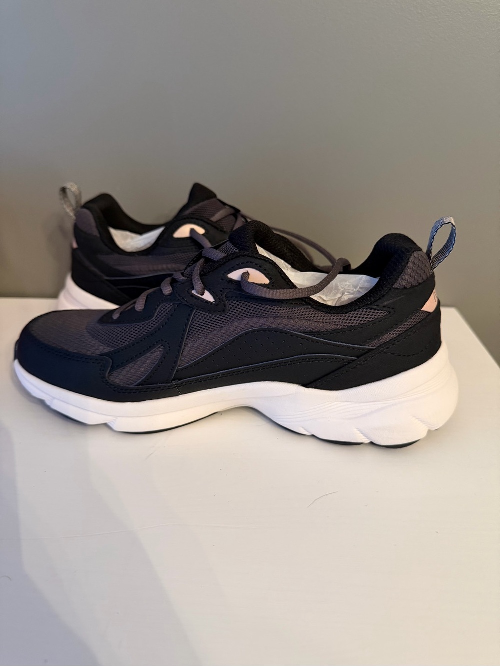 Ryka Women's Black and White Athletic Sneakers 7M - Picture 4 of 8